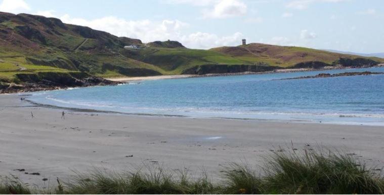Apartamento Dungloe Lakeside Lodging Exterior foto