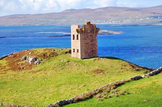 Apartamento Dungloe Lakeside Lodging Exterior foto